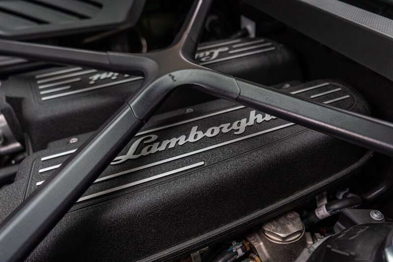 Used 2020 Lamborghini Huracan EVO AWD/4WD image 60
