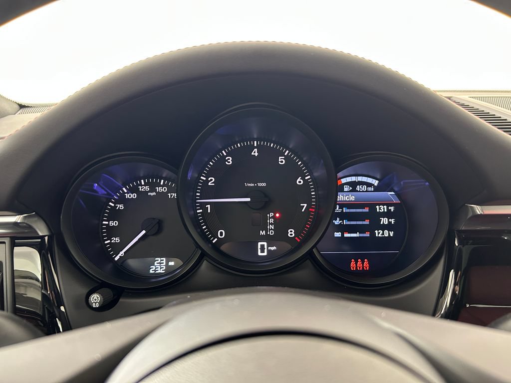 New 2026 Porsche Macan AWD/4WD image 21