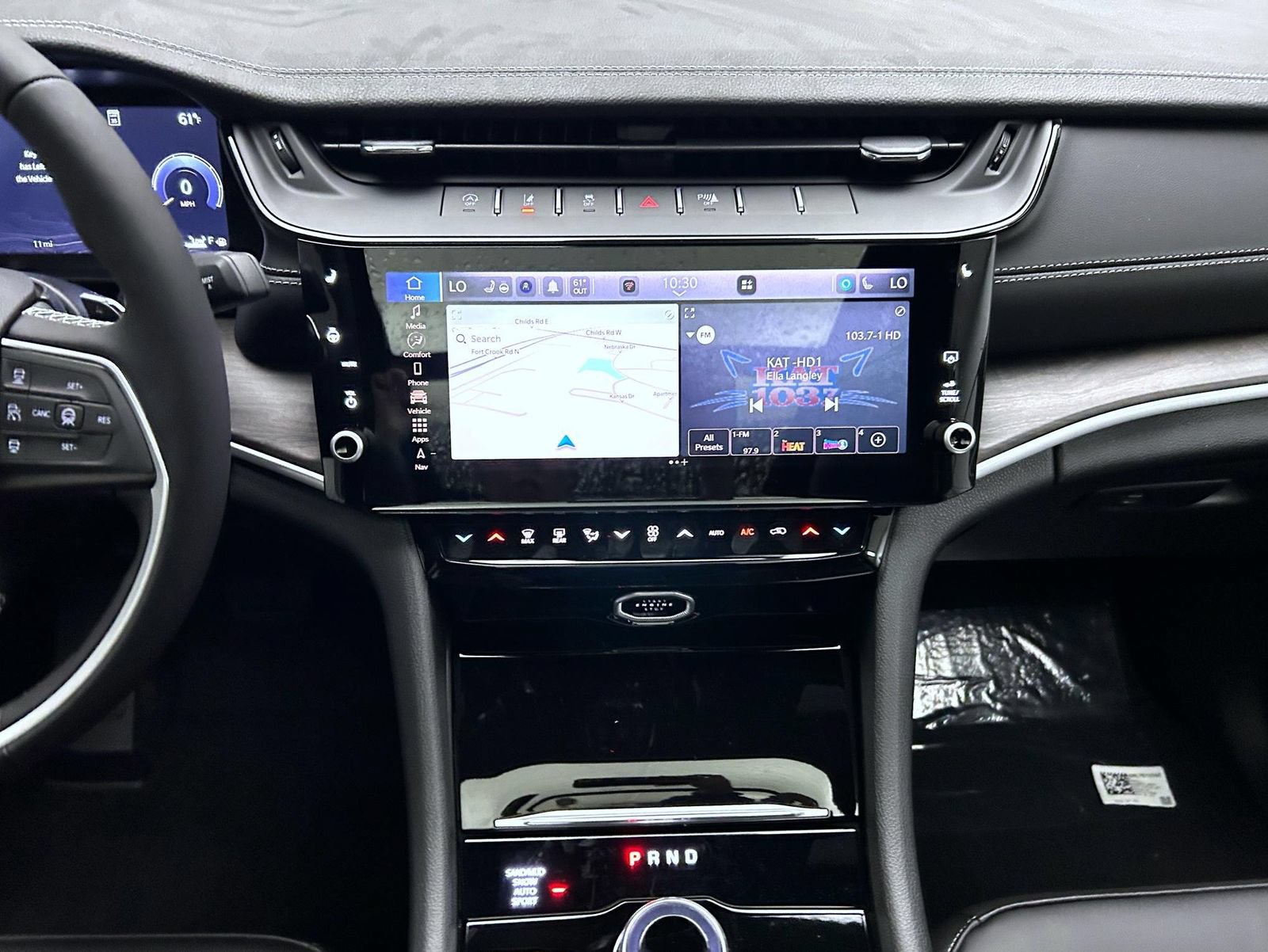 New 2027 Jeep Grand Cherokee Limited AWD/4WD image 13