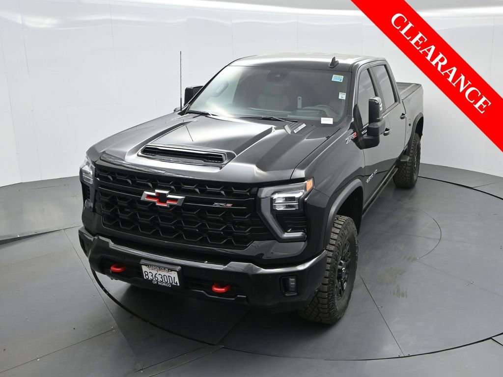 Used 2025 Chevrolet Silverado 2500 ZR2 w/ Technology Package image 51