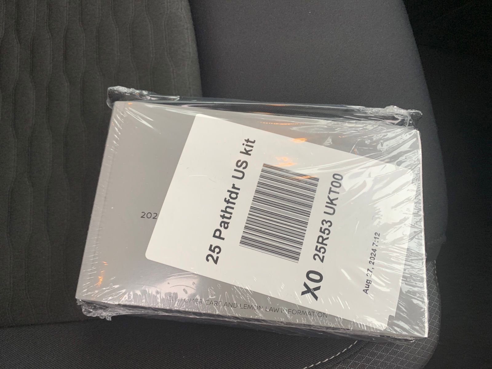 Used 2025 Nissan Pathfinder S image 29