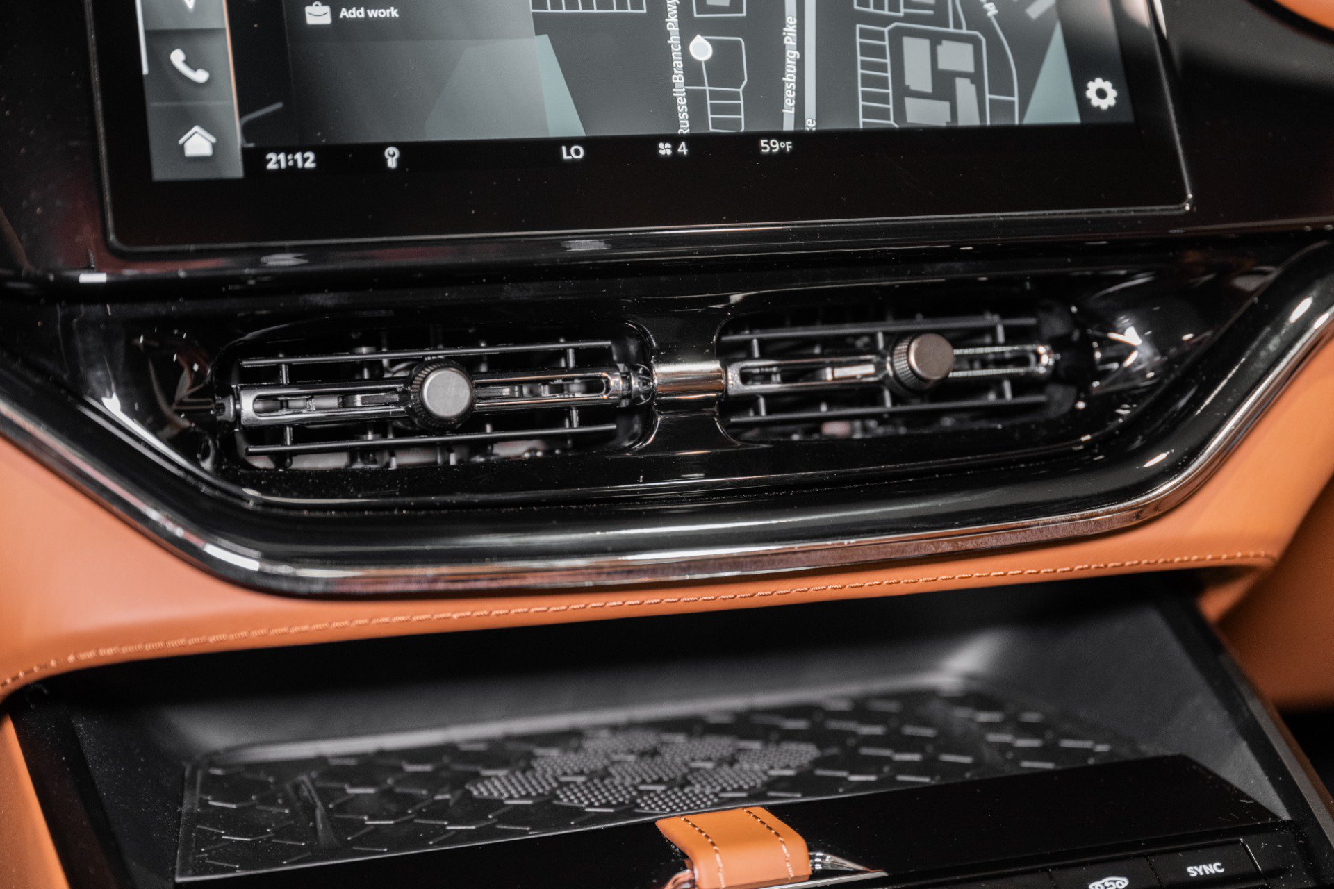 New 2026 Aston Martin DBX 707 AWD/4WD image 30