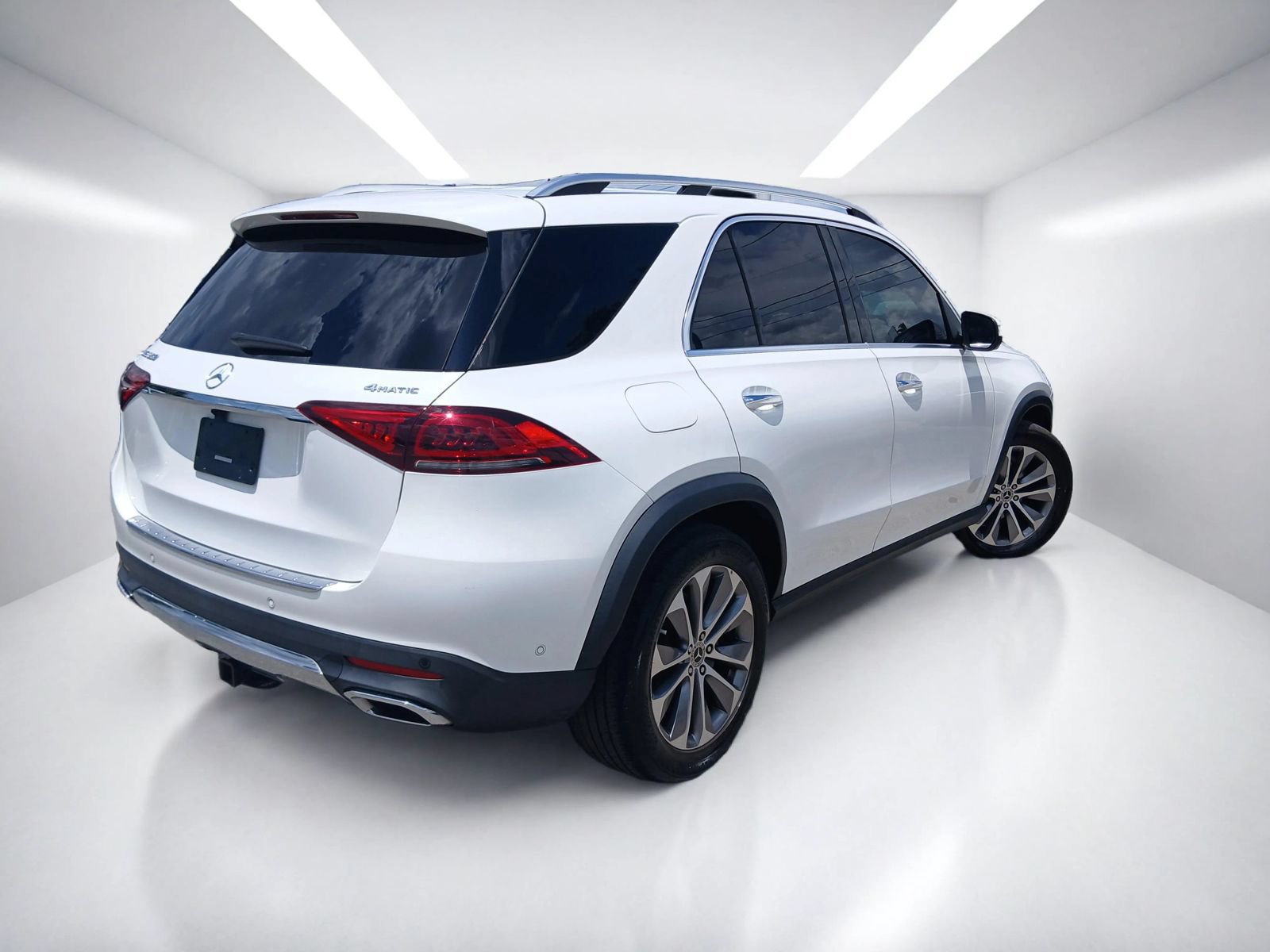 Used 2020 Mercedes-Benz GLE 350 4MATIC image 4