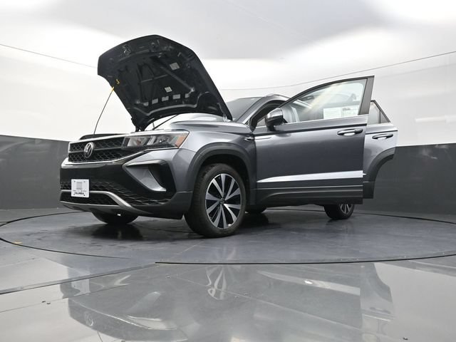Used 2022 Volkswagen Taos SE AWD/4WD image 31