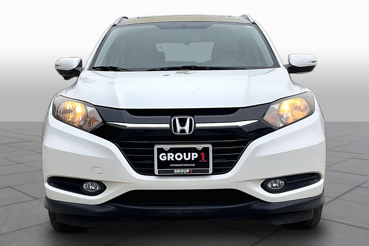 Used 2017 Honda HR-V EX-L image 3