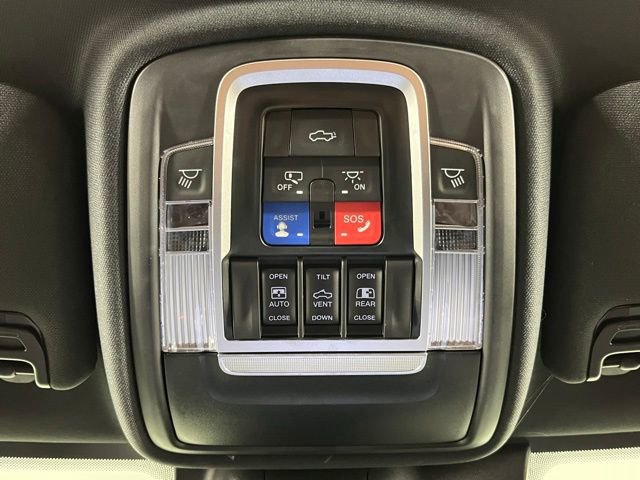Used 2023 RAM 2500 Limited AWD/4WD image 21