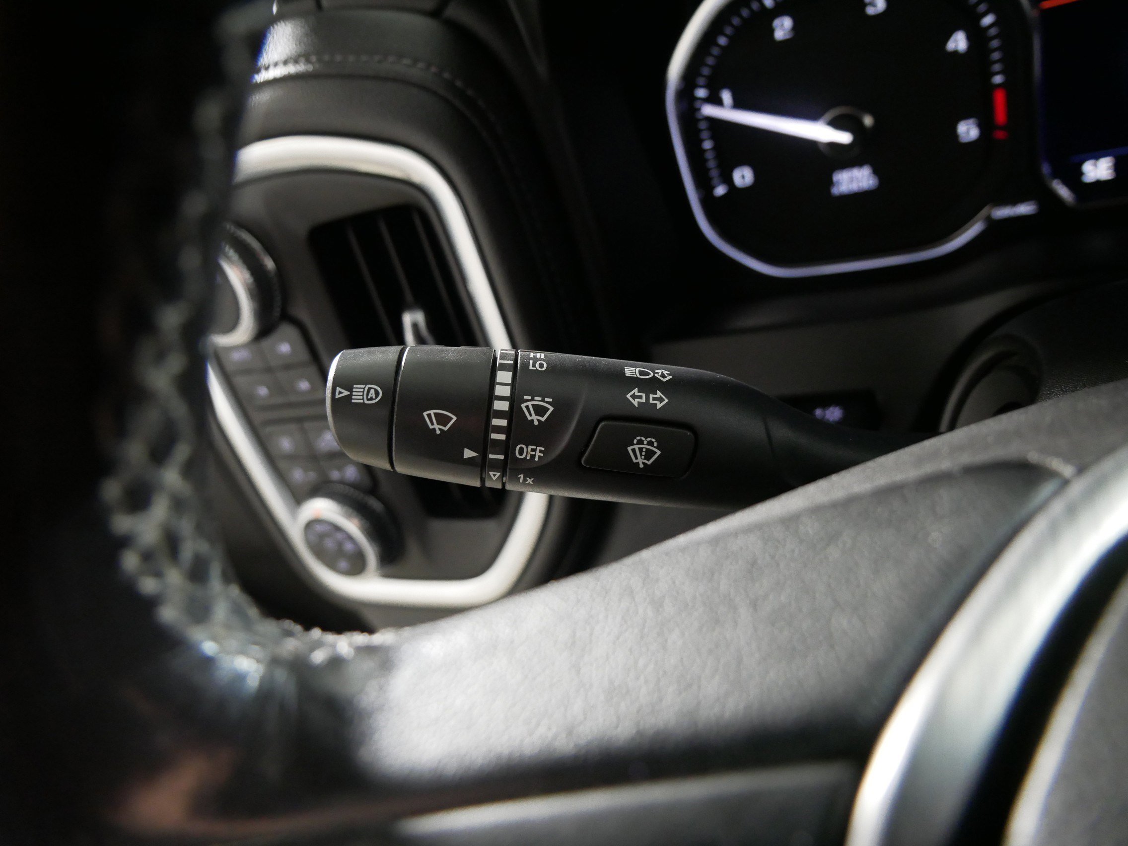 Certified 2021 GMC Sierra 3500 Denali w/ Denali Ultimate Package image 32