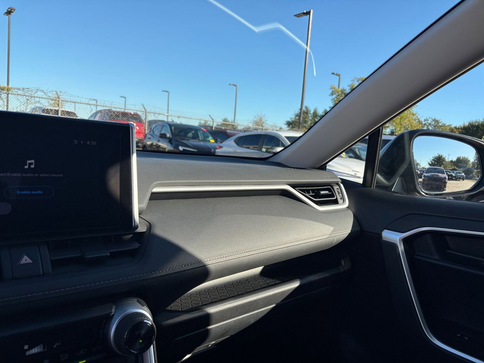 Used 2025 Toyota RAV4 LE image 33