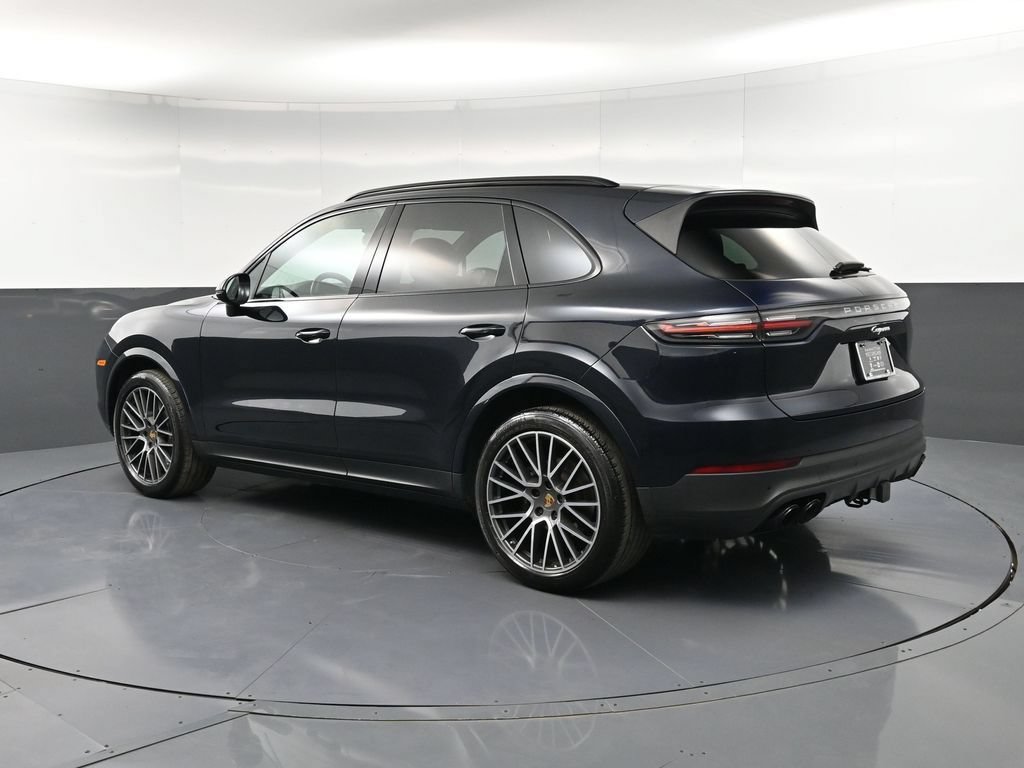 Certified 2022 Porsche Cayenne AWD/4WD image 3