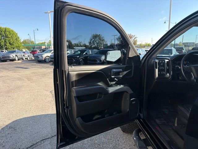 Used 2017 Chevrolet Silverado 1500 LTZ Z71 w/ LTZ Plus Package AWD/4WD image 21