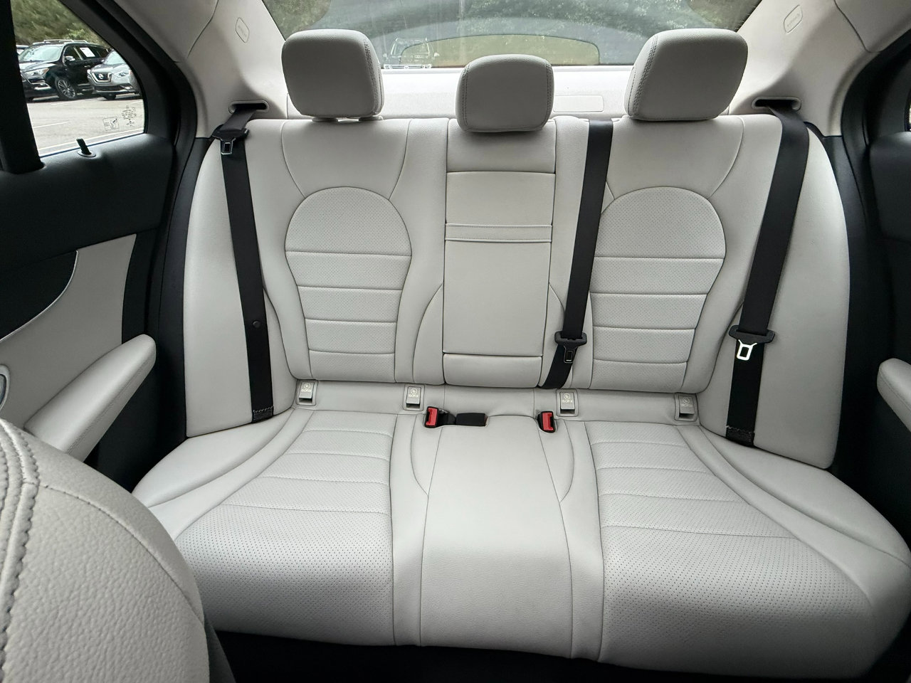 Used 2017 Mercedes-Benz C 300 Sedan image 28