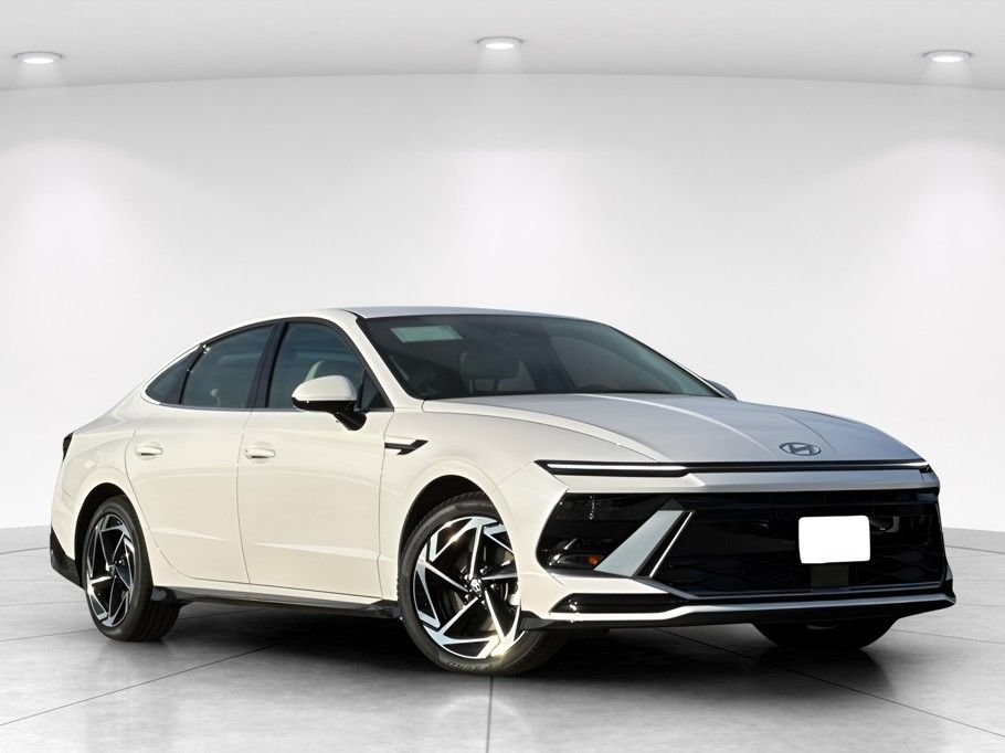 New 2026 Hyundai Sonata SEL FWD image 2