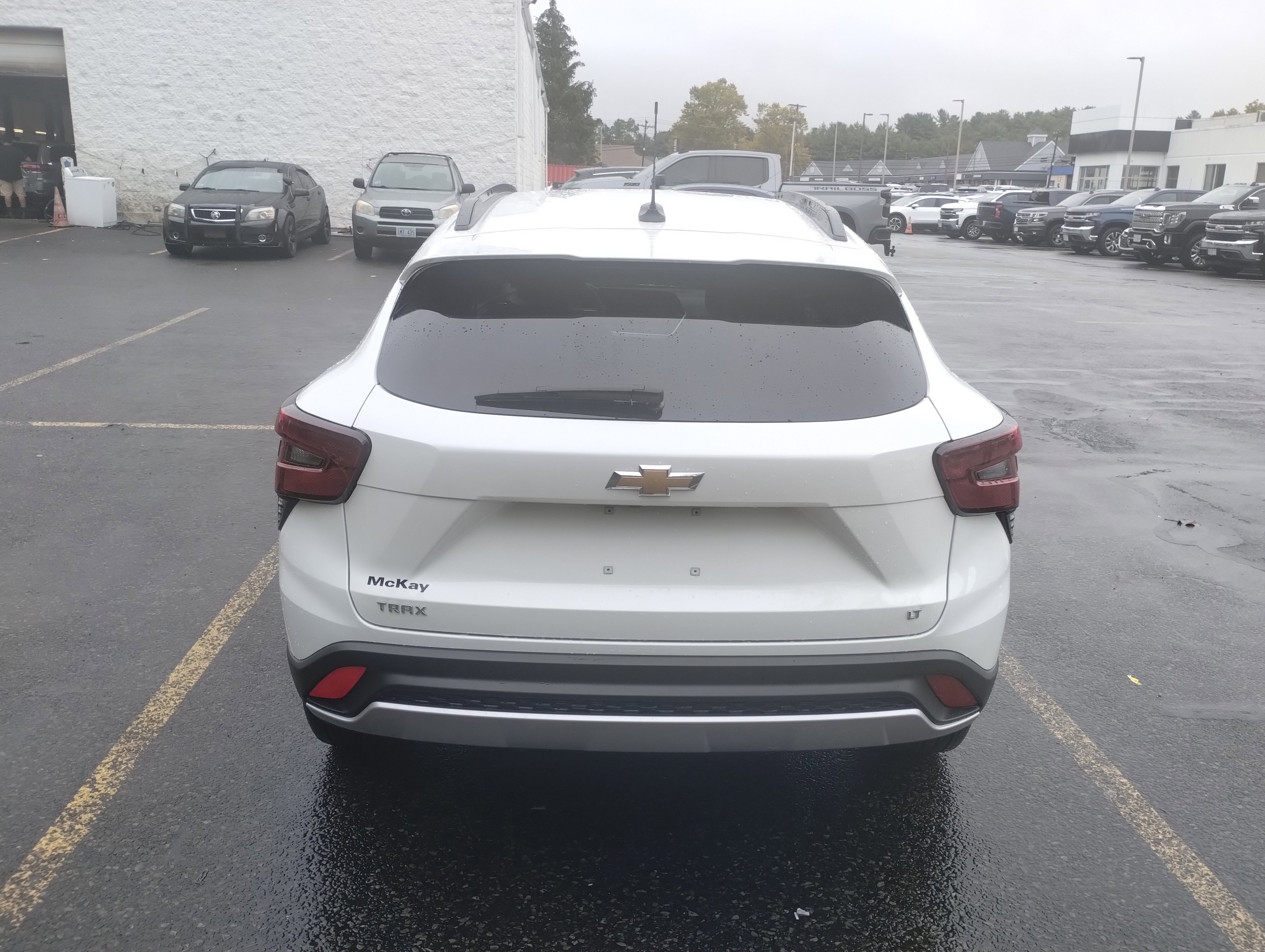 Used 2024 Chevrolet Trax LT w/ Driver Confidence Package image 4