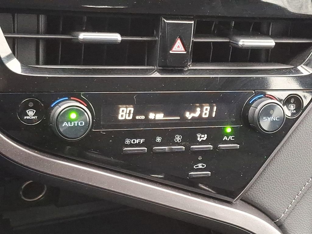 Used 2022 Toyota Camry LE image 15