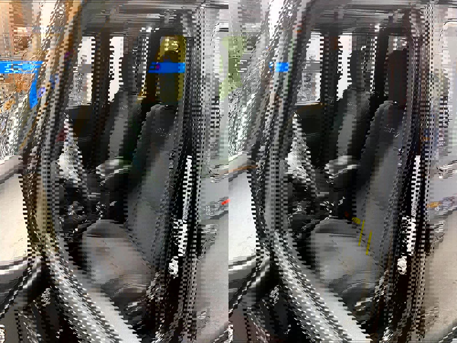 Used 2022 Jeep Wrangler Unlimited Sahara w/ Cold Weather Group image 10