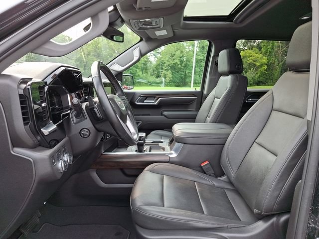 Used 2025 GMC Sierra 1500 SLT w/ SLT Premium Plus Package AWD/4WD image 14