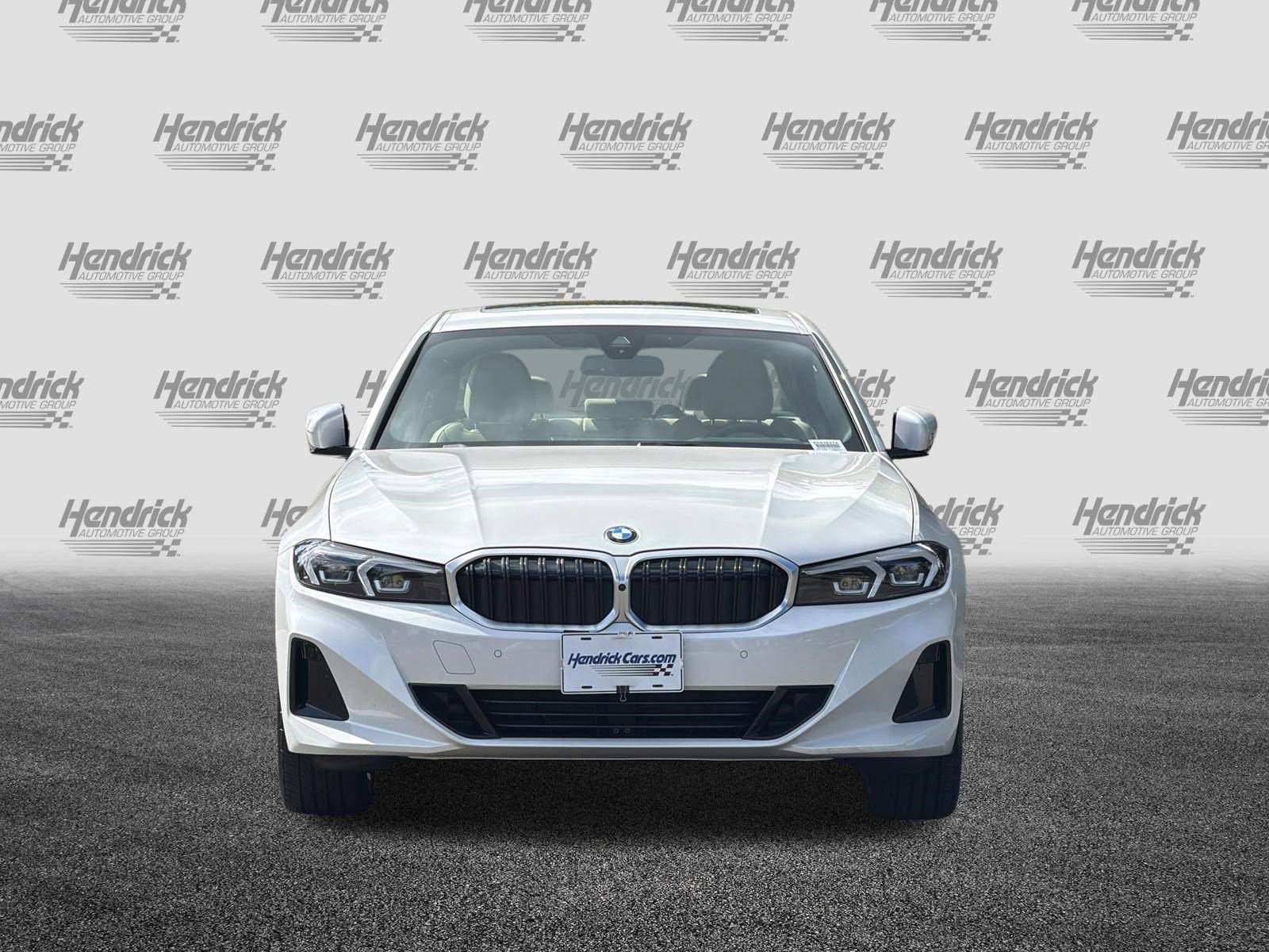 Used 2023 BMW 330i Sedan w/ Premium Package RWD image 10