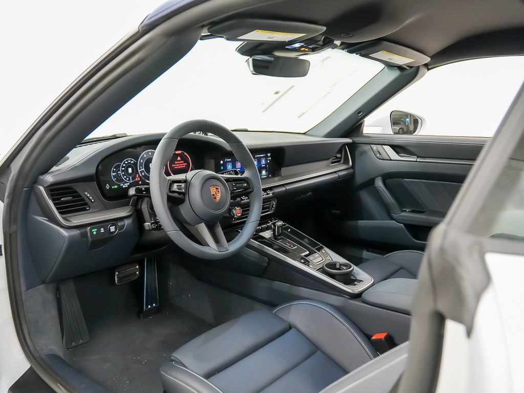New 2026 Porsche 911 Carrera RWD image 4