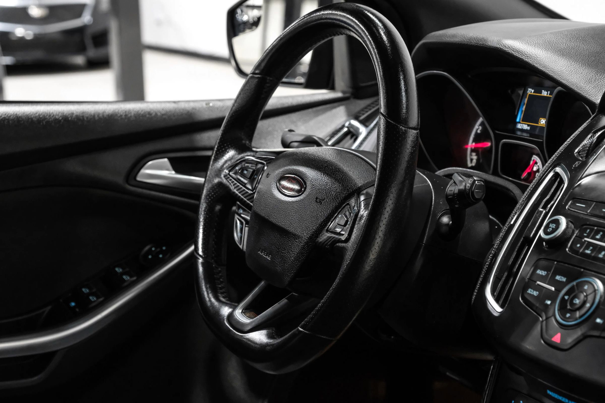 Used 2018 Ford Focus ST image 14