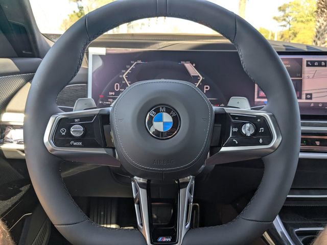 New 2026 BMW 760i xDrive w/ Luxury Rear Seating Package image 28
