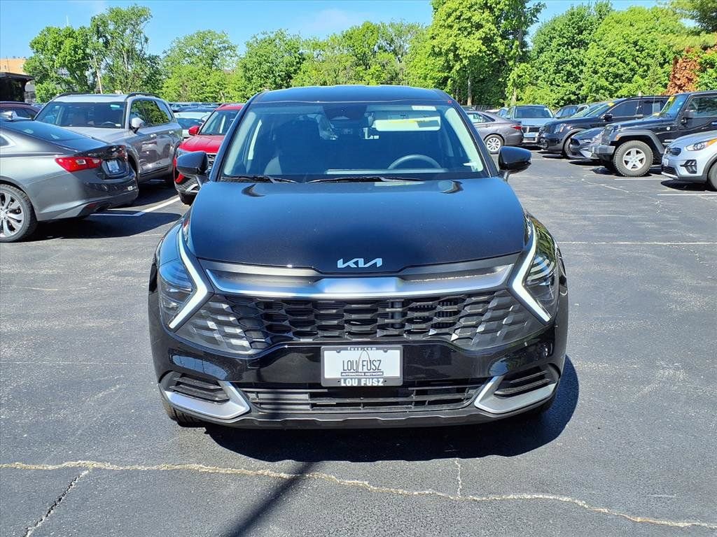 Used 2025 Kia Sportage LX AWD/4WD image 31