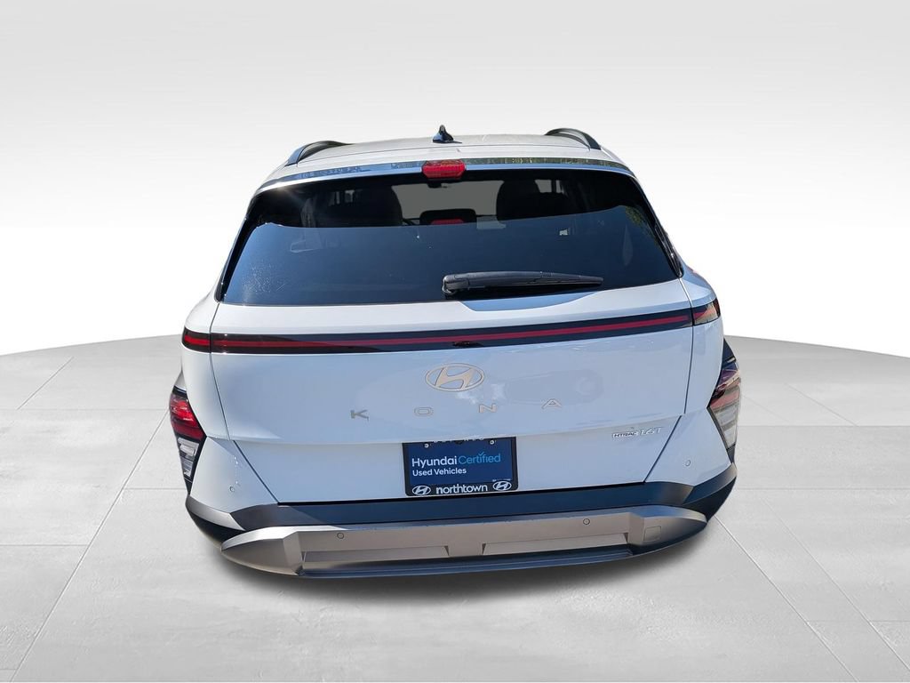 Used 2024 Hyundai Kona Limited AWD/4WD image 15