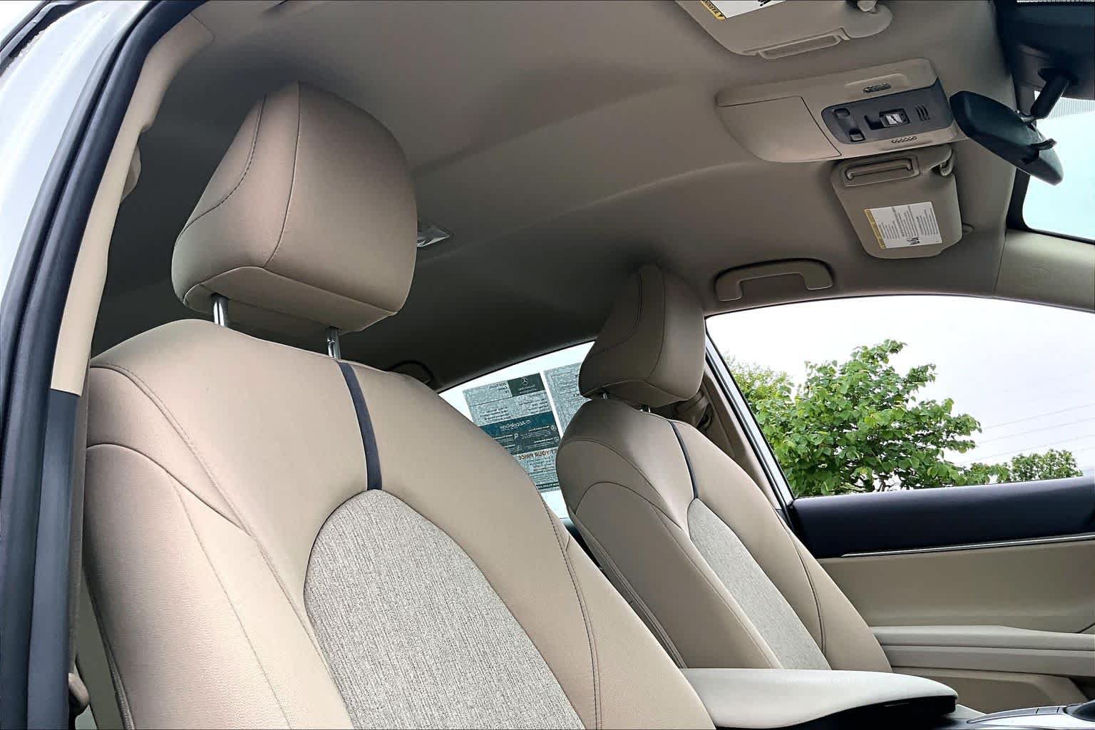 Used 2024 Toyota Camry LE FWD image 21
