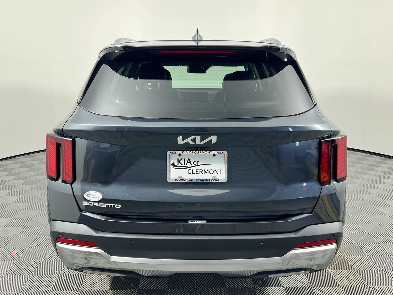New 2026 Kia Sorento S w/ S Panoramic Sunroof Package FWD image 4