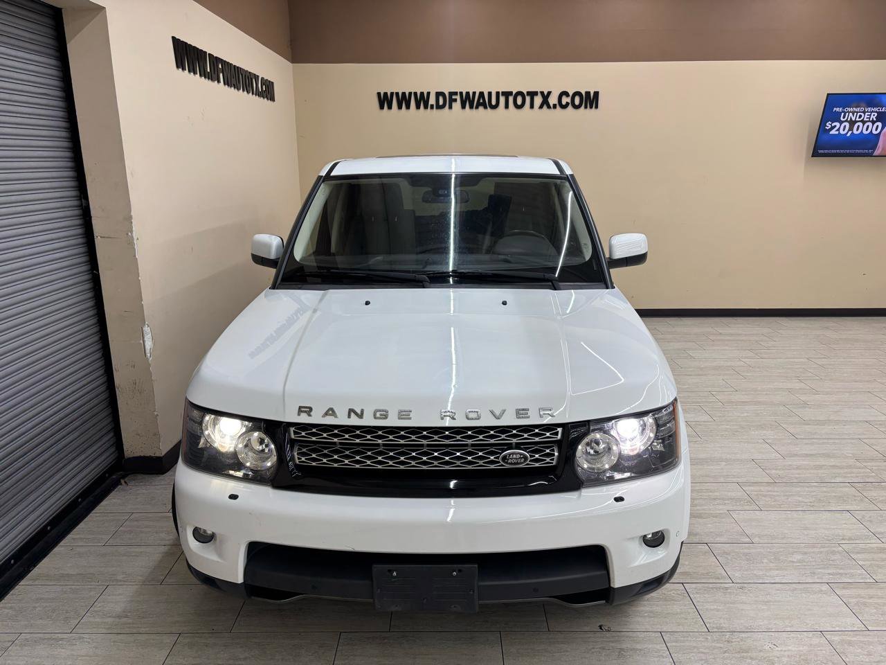 Used 2013 Land Rover Range Rover Sport HSE LUX AWD/4WD image 4