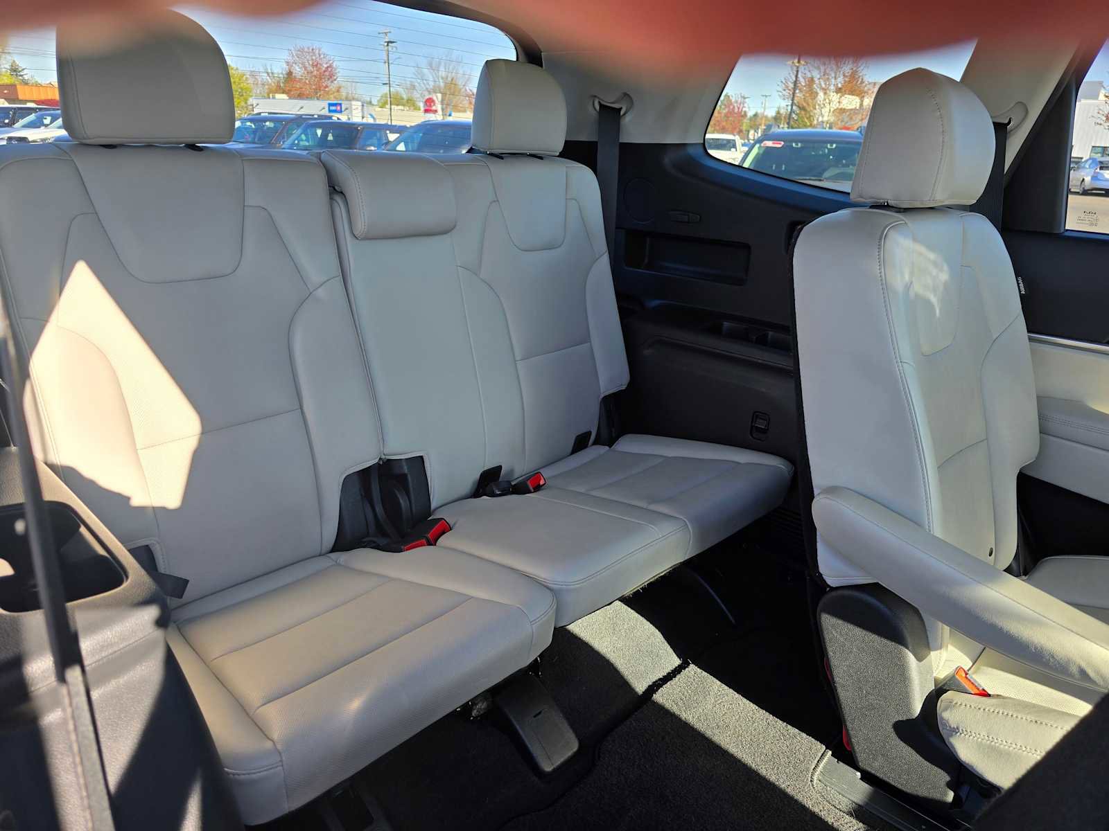 Used 2023 Kia Telluride S w/ S Sunroof Package image 15