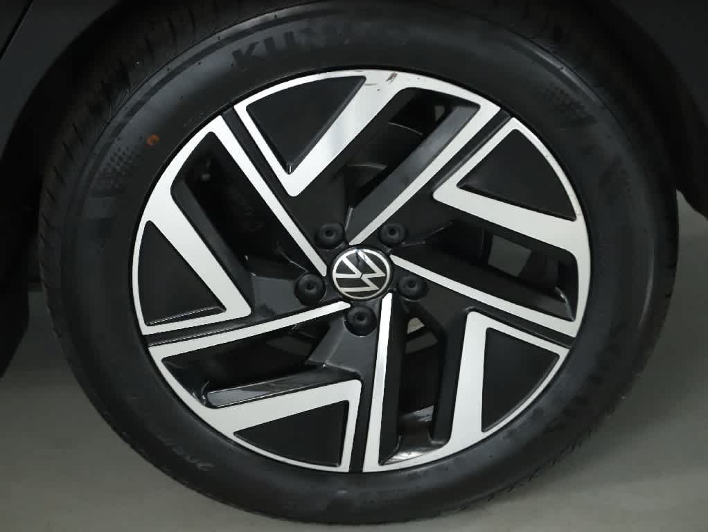 Certified 2024 Volkswagen Jetta SEL FWD image 39