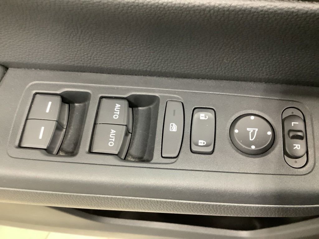 Used 2024 Honda CR-V Sport image 19