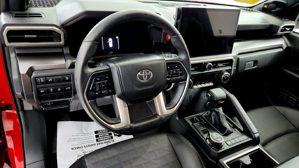 Certified 2025 Toyota 4Runner TRD Off-Road Premium w/ Tow Technology Package AWD/4WD image 23
