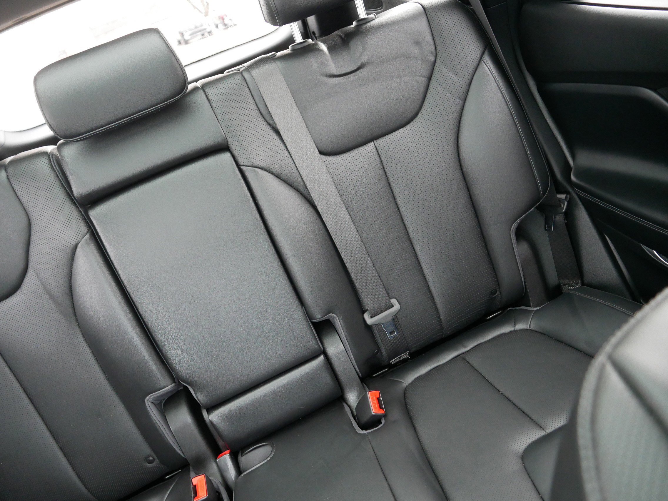 Certified 2023 Hyundai Santa Fe SEL w/ Premium Package image 14