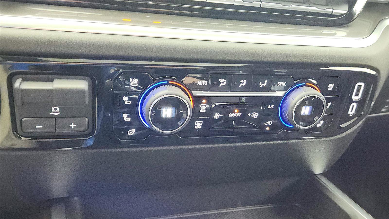 New 2026 Chevrolet Silverado 1500 High Country w/ Technology Package image 39