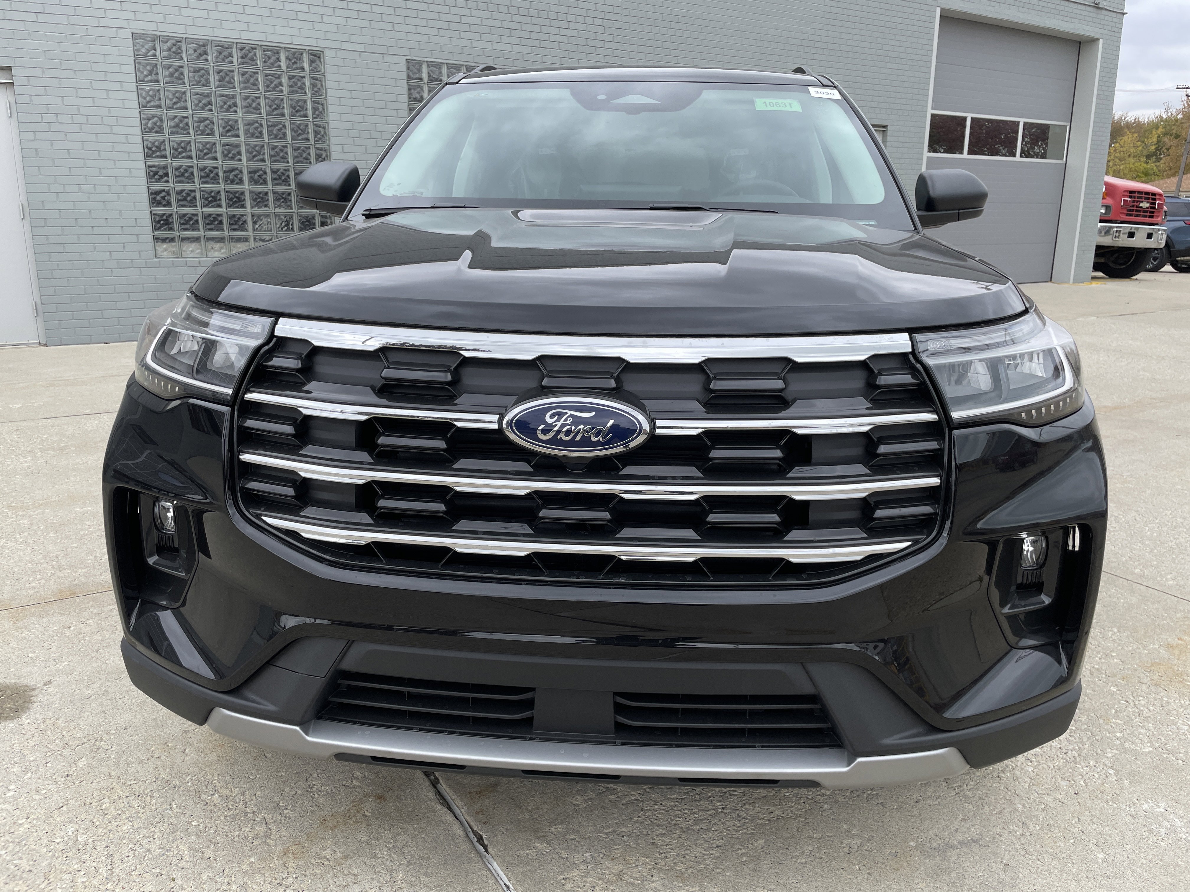 New 2026 Ford Explorer Active image 9