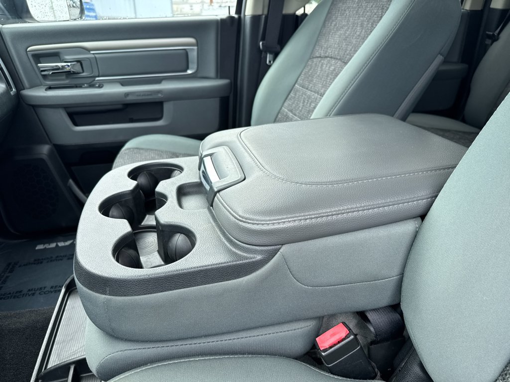 Used 2015 RAM 3500 Big Horn AWD/4WD image 9