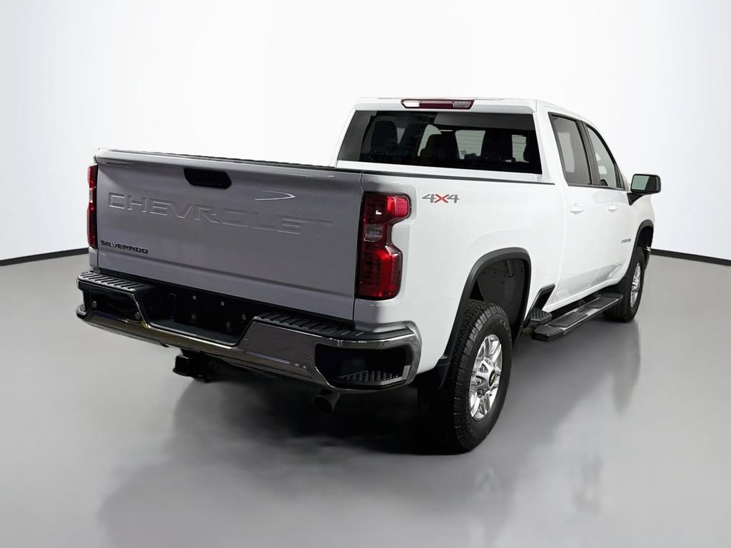 Used 2022 Chevrolet Silverado 2500 LT AWD/4WD image 7