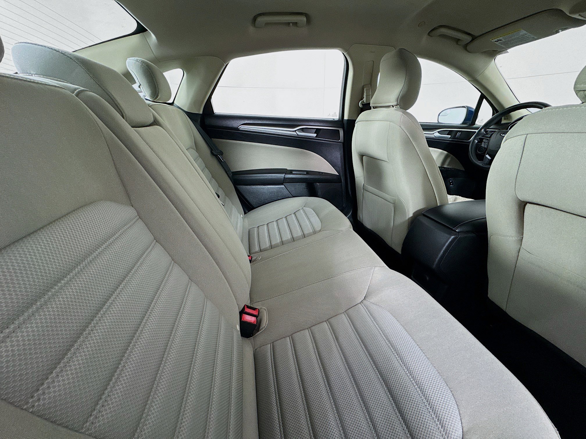 Used 2018 Ford Fusion S image 46