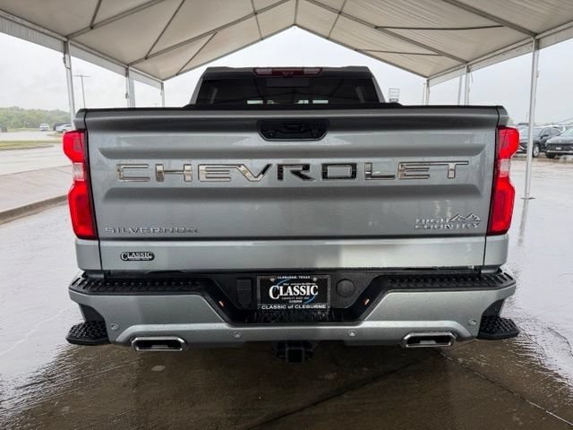 Used 2025 Chevrolet Silverado 1500 High Country AWD/4WD image 5