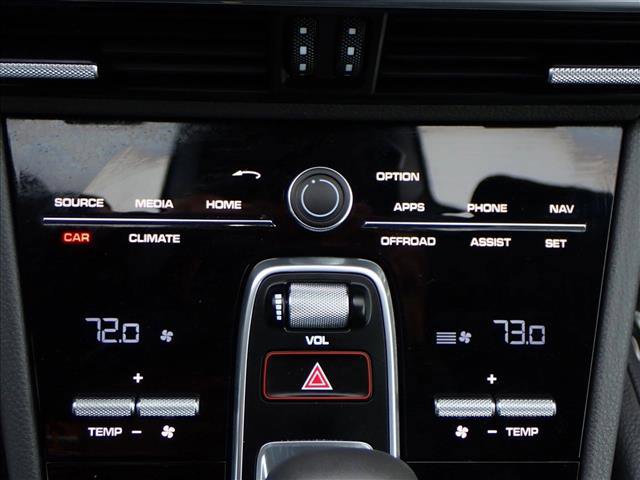 Used 2021 Porsche Cayenne Coupe image 23