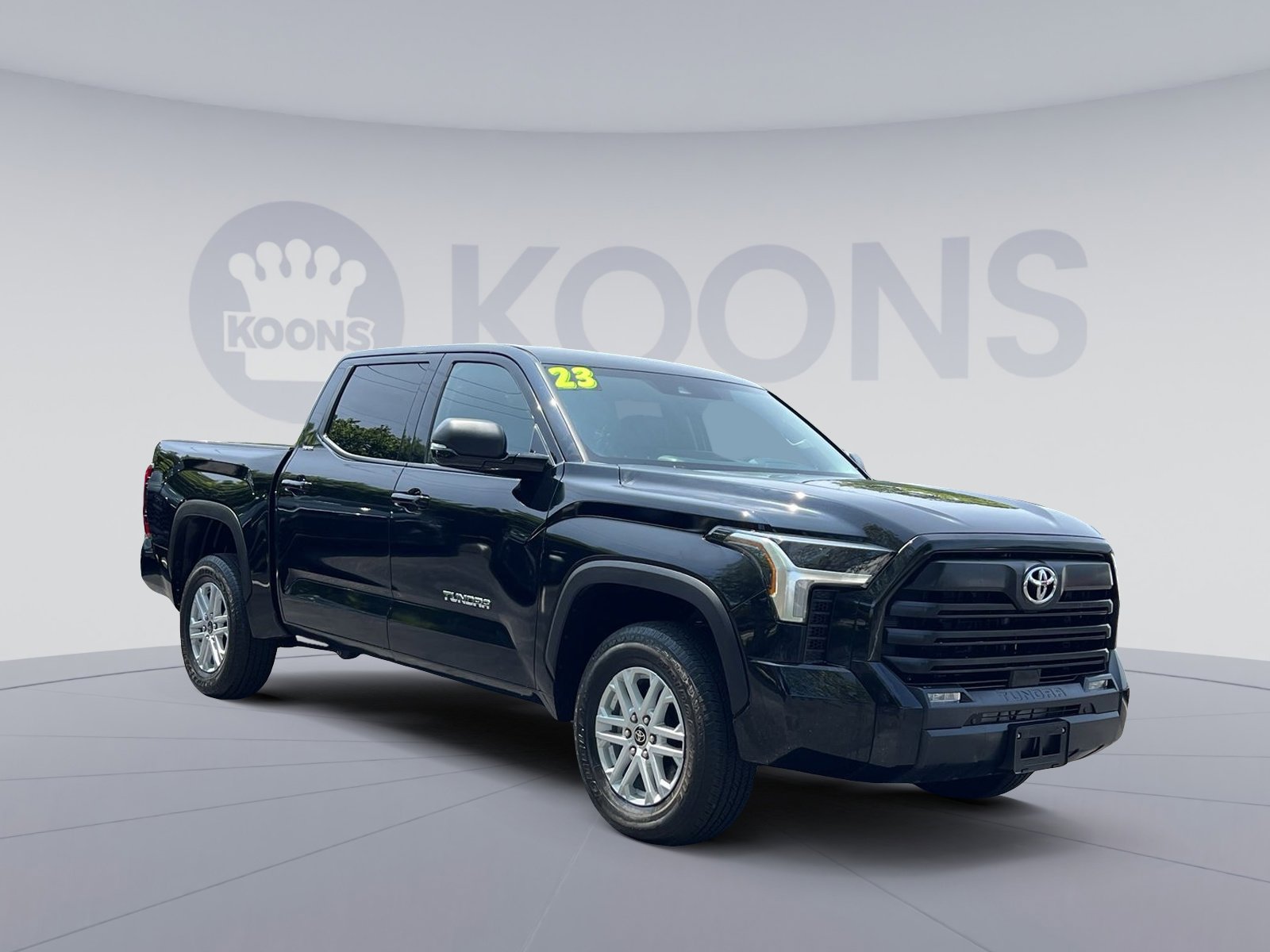 Used 2023 Toyota Tundra SR5 w/ SR5 Premium Package AWD/4WD image 15