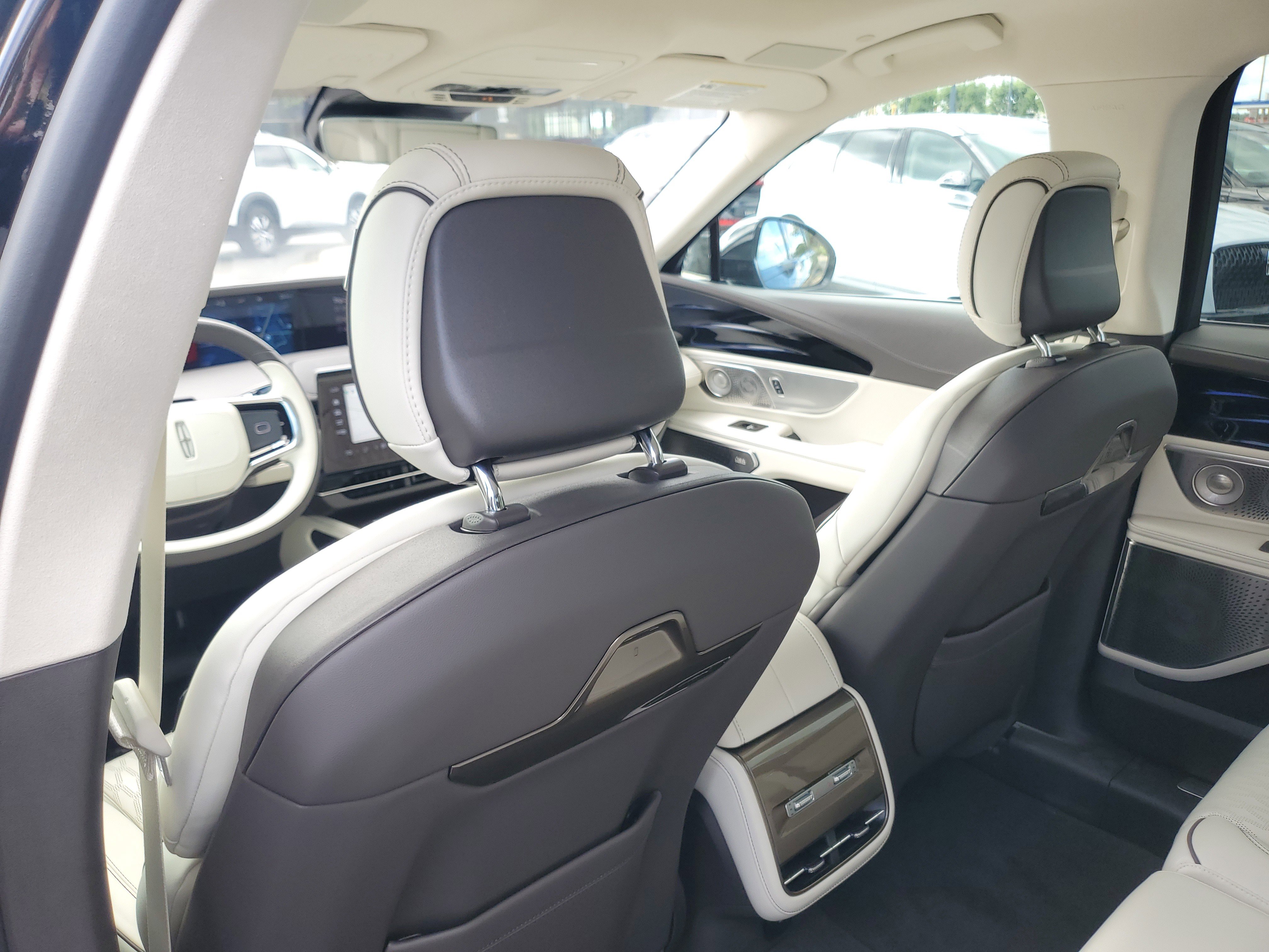 New 2025 Lincoln Nautilus Black Label image 28