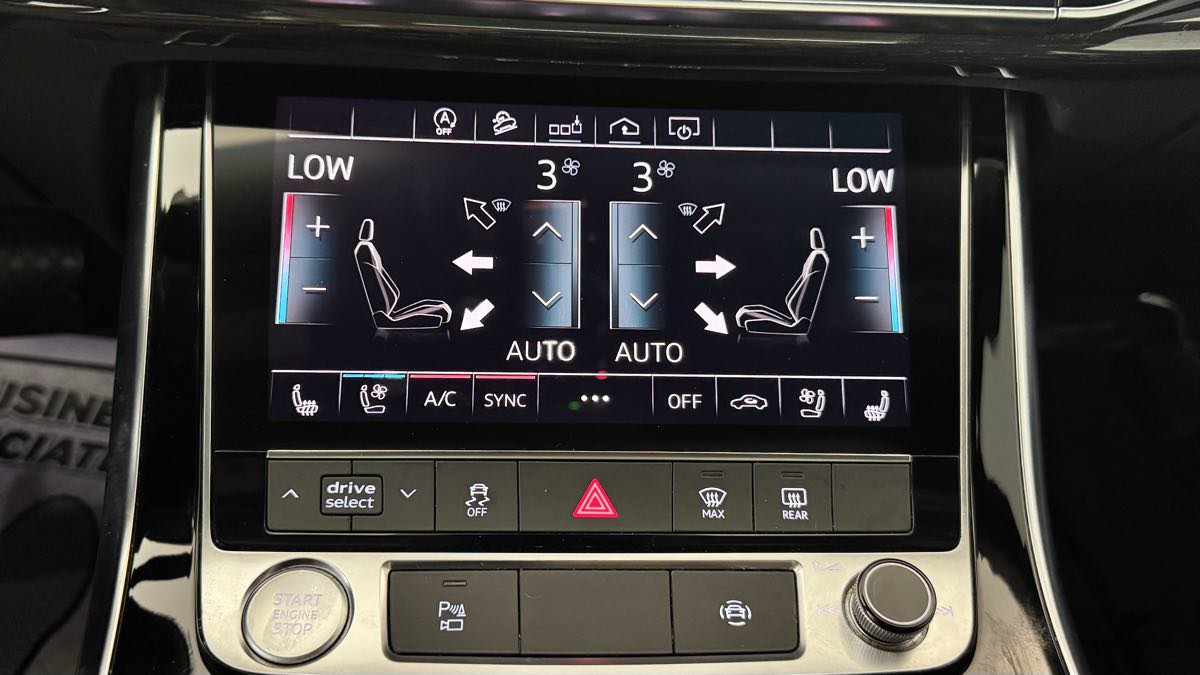 Used 2020 Audi Q8 Premium Plus w/ Premium Plus Package AWD/4WD image 23