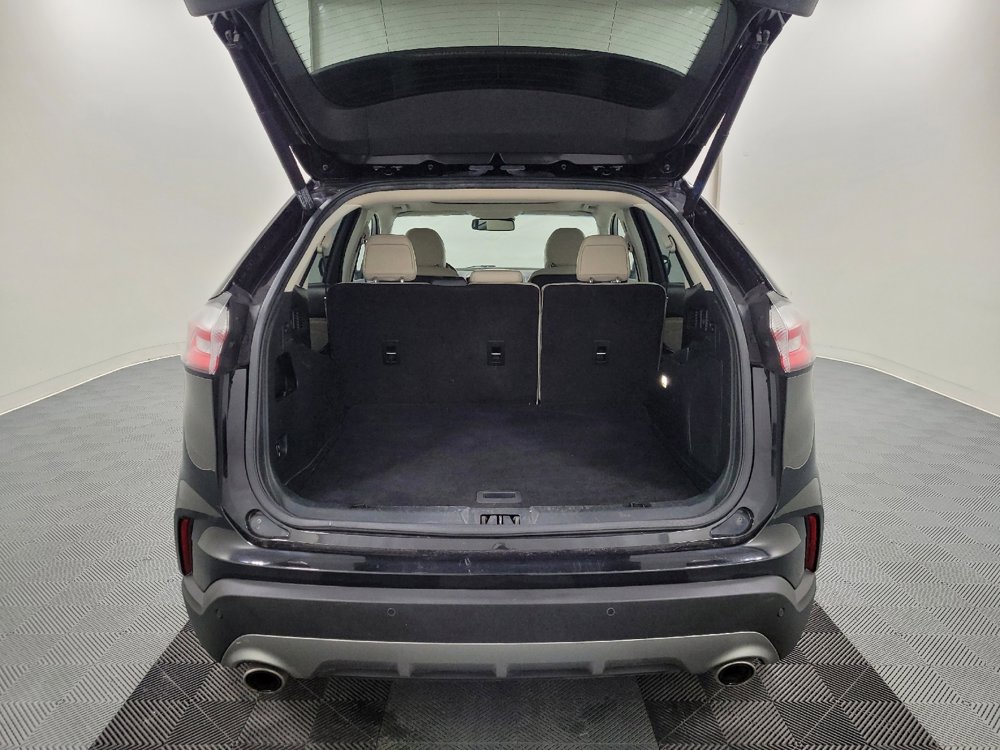 Used 2019 Ford Edge Titanium w/ Equipment Group 301A image 29