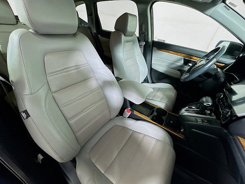 Used 2020 Honda CR-V Touring image 28