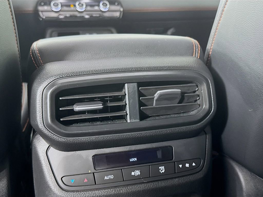Used 2023 Honda Pilot TrailSport image 31