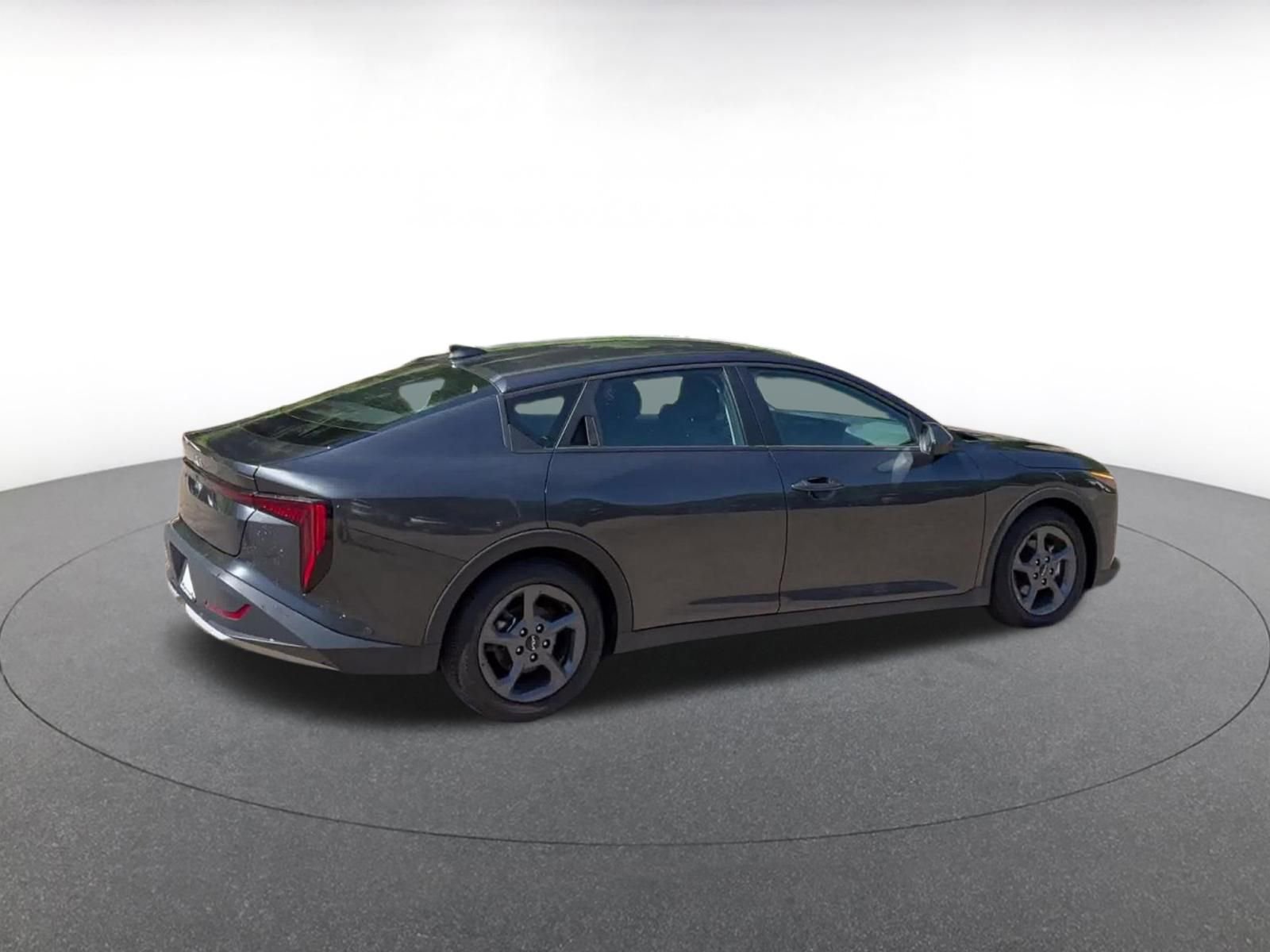 Used 2025 Kia K4 FWD image 15