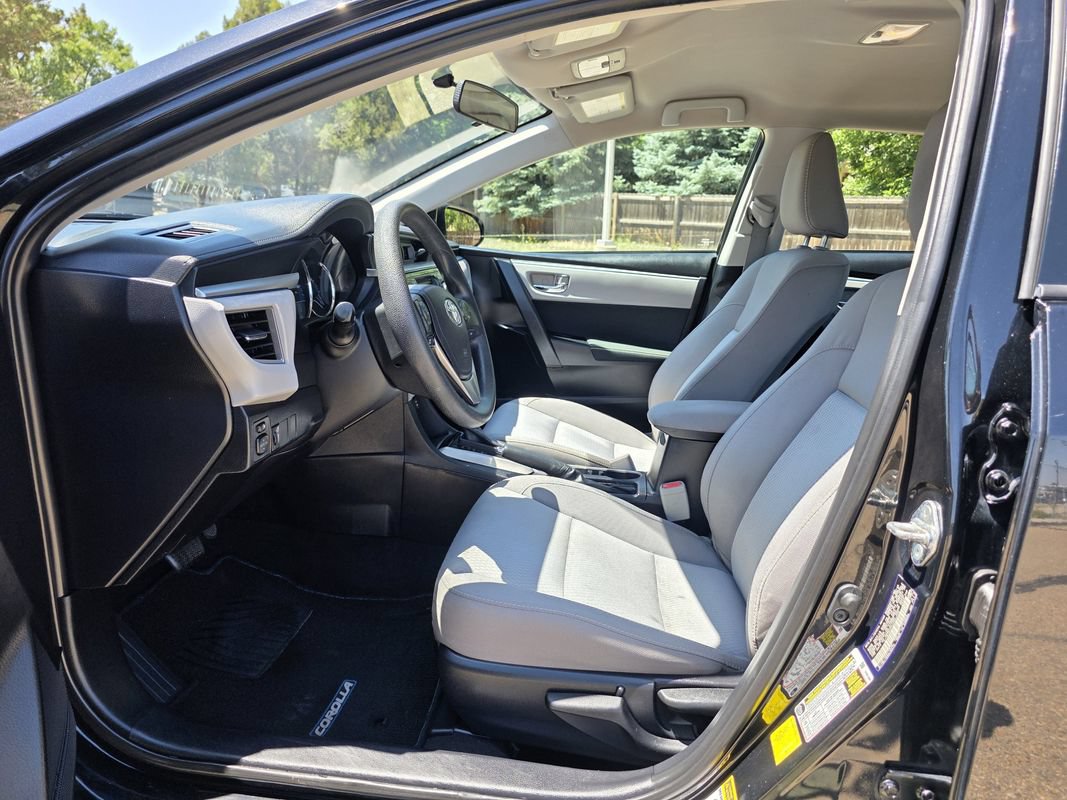 Used 2016 Toyota Corolla LE FWD image 15