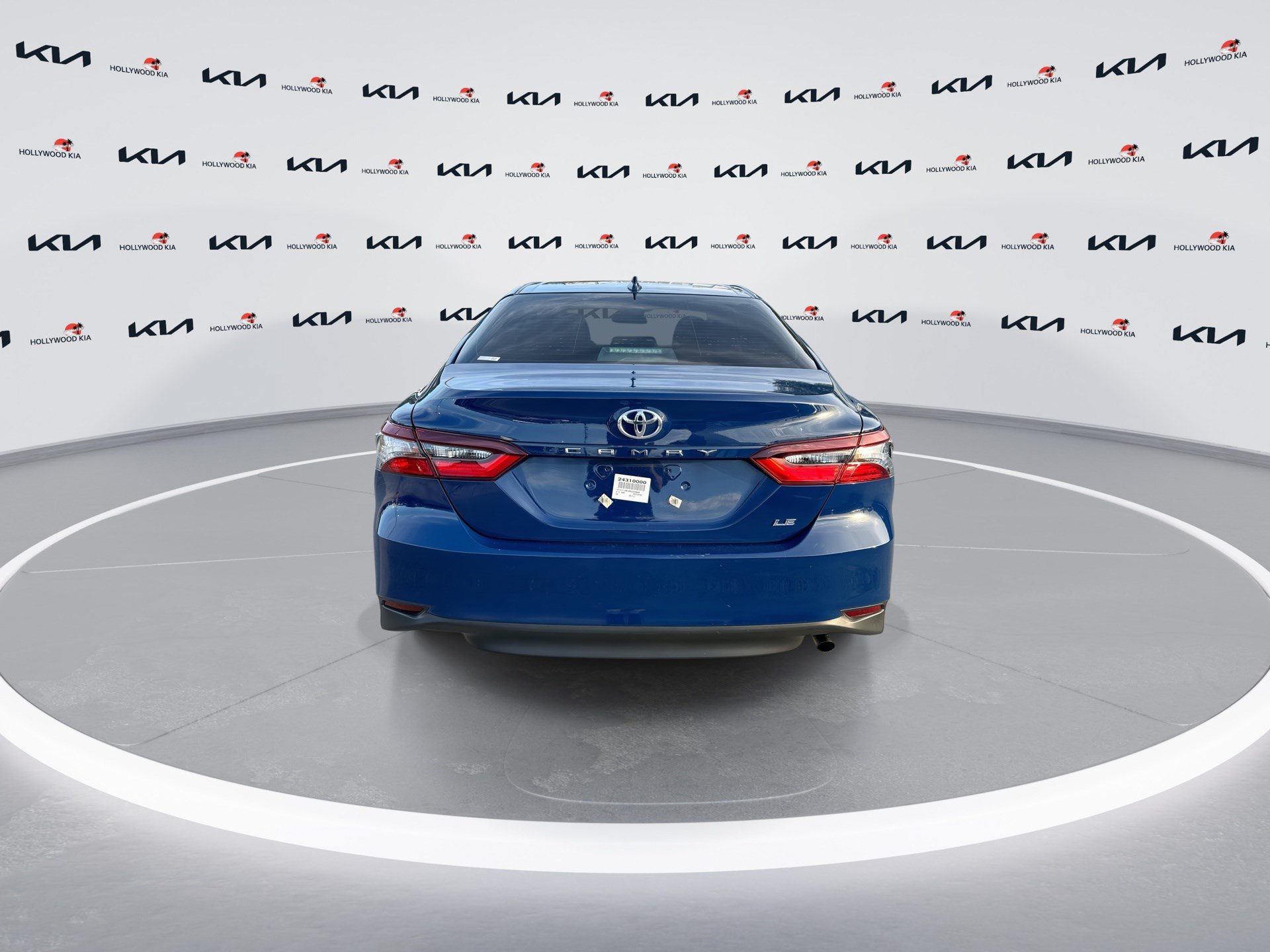 Used 2024 Toyota Camry LE FWD image 7